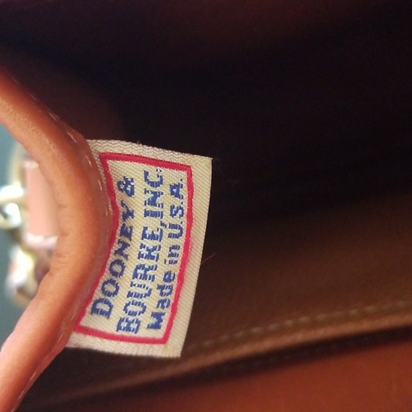 Vintage Dooney & Bourke pebbled leather satchel- A Classic Bag - Picture 8 of 10